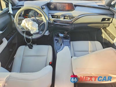 Zdjęcie 8 z 12 samochodu: 2022 LEXUS UX 200 BASE VIN:JTHX3JBH2N2053677 - miniatura