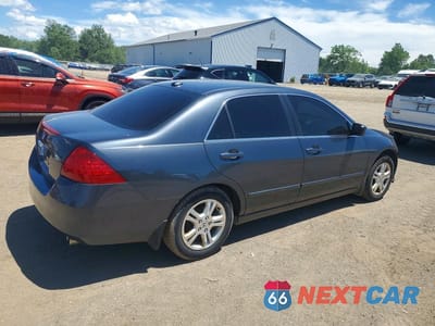 Trzecie zdjęcie samochodu z tyłu: 2007 HONDA ACCORD EX VIN:1HGCM56857A077190 - miniatura