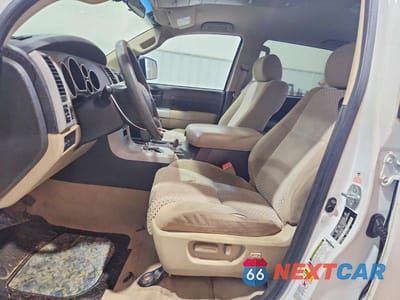 Zdjęcie 7 z 12 samochodu: 2007 TOYOTA TUNDRA CREWMAX SR5 VIN:5TFEV54197X032499 - miniatura
