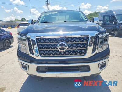 Piąte zdjęcie samochodu w środku: 2016 NISSAN TITAN XD SL VIN:1N6BA1F4XGN514647 - miniatura