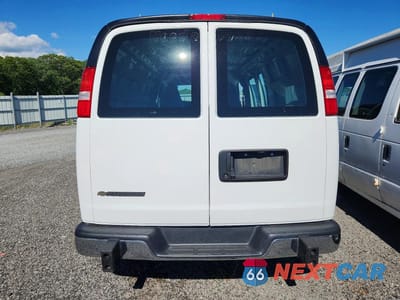 Zdjęcie 6 z 13 samochodu: 2024 CHEVROLET EXPRESS G2500 VIN:1GCWGAFP9R1210474 - miniatura