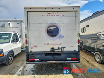 Zdjęcie 6 z 13 samochodu: 2014 GMC SAVANA BOX TRUCK VIN:1GD374CG9E1907061 - miniatura