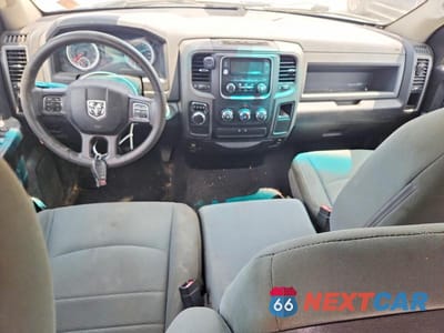 Zdjęcie 8 z 12 samochodu: 2018 RAM 1500 ST VIN:1C6RR6FG3JS207998 - miniatura