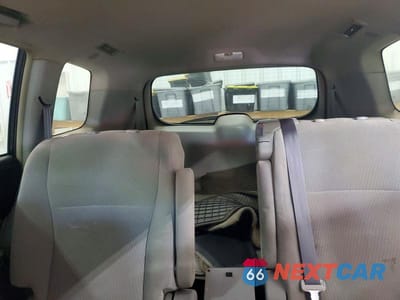Zdjęcie 10 z 13 samochodu: 2010 TOYOTA HIGHLANDER BASE VIN:5TDBK3EH1AS023157 - miniatura