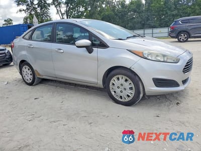 Czwarte zdjęcie samochodu z boku: 2016 FORD FIESTA S VIN:3FADP4AJ7GM103196 - miniatura