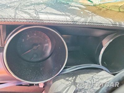 Zdjęcie 9 z 12 samochodu: 2017 FORD MUSTANG VIN:1FA6P8TH8H5335839 - miniatura