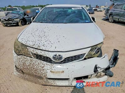 Piąte zdjęcie samochodu w środku: 2013 TOYOTA CAMRY SE VIN:4T1BF1FK1DU265431 - miniatura