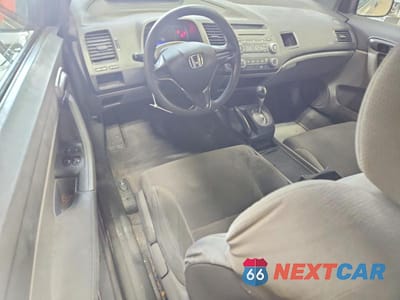 Zdjęcie 8 z 12 samochodu: 2007 HONDA CIVIC DX VIN:2HGFG12227H544713 - miniatura