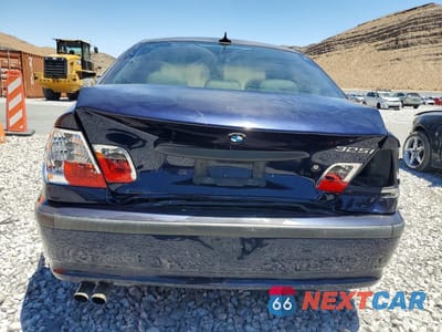 Zdjęcie 6 z 13 samochodu: 2005 BMW 325 I VIN:WBAEV334X5KX10040 - miniatura