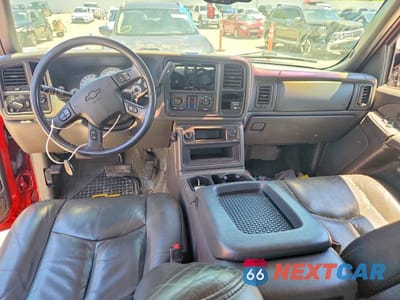 Zdjęcie 8 z 12 samochodu: 2003 CHEVROLET SILVERADO K1500 VIN:2GCEK19N331343723 - miniatura