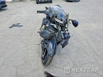 Drugie zdjęcie samochodu z przodu: 2026 SUZUKI GSX1300 RR VIN:JS1EJ11B2T7100387 - miniatura