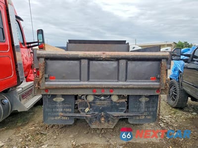 Zdjęcie 6 z 13 samochodu: 2007 FORD F450 SUPER DUTY DUMP TRUCK VIN:1FDXX46P27EA42555 - miniatura