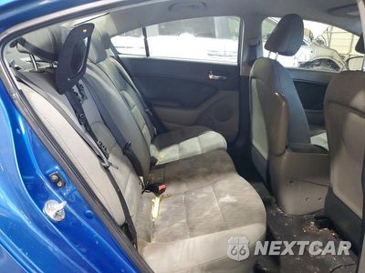 Zdjęcie 10 z 12 samochodu: 2014 KIA FORTE LX VIN:KNAFK4A65E5062189 - miniatura