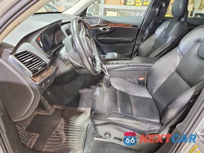 Zdjęcie 7 z 13 samochodu: 2016 VOLVO XC90 T6 VIN:YV4A22PK5G1092905 - miniatura