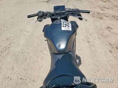 Zdjęcie 6 z 9 samochodu: 2025 HONDA CB500 F VIN:MLHPC7152S5100239 - miniatura