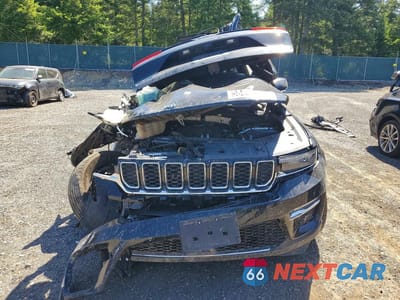 Piąte zdjęcie samochodu w środku: 2025 JEEP GRAND CHEROKEE 4XE VIN:1C4RJYB64S8692949 - miniatura