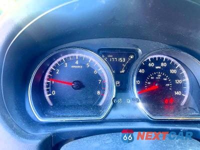Zdjęcie 8 z 12 samochodu: 2018 NISSAN VERSA SV VIN:3N1CN7AP0JL853962 - miniatura