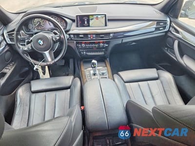 Zdjęcie 8 z 13 samochodu: 2018 BMW X5 XDR40E VIN:5UXKT0C53J0V98270 - miniatura