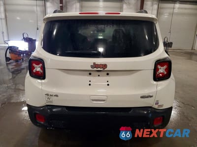 Zdjęcie 6 z 13 samochodu: 2019 JEEP RENEGADE LATITUDE VIN:ZACNJBBB5KPK71899 - miniatura