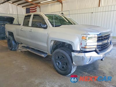Czwarte zdjęcie samochodu z boku: 2019 CHEVROLET SILVERADO LD K1500 LT VIN:2GCVKPECXK1212102 - miniatura