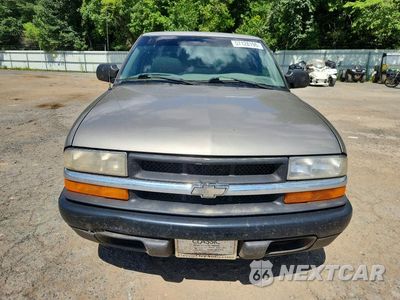 Piąte zdjęcie samochodu w środku: 2001 CHEVROLET S TRUCK S10 VIN:1GCCS145518128143 - miniatura