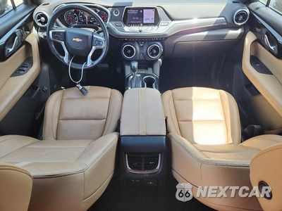 Zdjęcie 8 z 14 samochodu: 2019 CHEVROLET BLAZER PREMIER VIN:3GNKBKRS6KS689533 - miniatura
