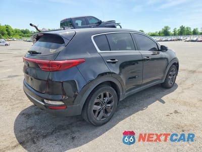 Trzecie zdjęcie samochodu z tyłu: 2022 KIA SPORTAGE LX VIN:KNDPM3AC5N7015170 - miniatura