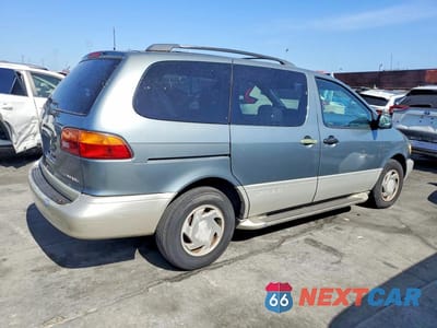 Trzecie zdjęcie samochodu z tyłu: 2000 TOYOTA SIENNA XLE VIN:4T3ZF13C9YU297391 - miniatura