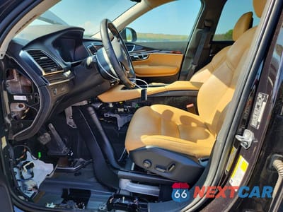 Zdjęcie 7 z 13 samochodu: 2016 VOLVO XC90 T6 VIN:YV4A22PK9G1069563 - miniatura