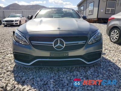 Piąte zdjęcie samochodu w środku: 2018 MERCEDES-BENZ C 63 AMG-S VIN:WDDWJ8HB1JF646387 - miniatura