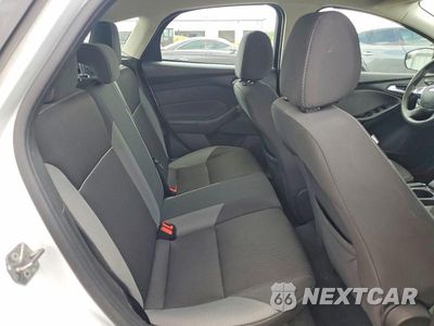 Zdjęcie 10 z 12 samochodu: 2014 FORD FOCUS SE VIN:1FADP3K22EL372030 - miniatura