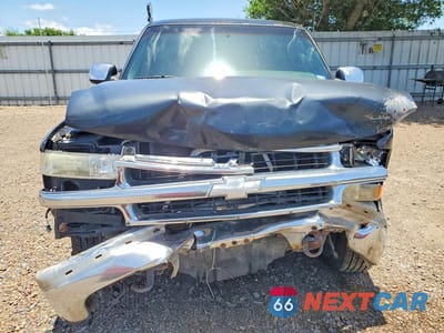 Piąte zdjęcie samochodu w środku: 2000 CHEVROLET SILVERADO K1500 VIN:1GCEK14T7YZ362666 - miniatura