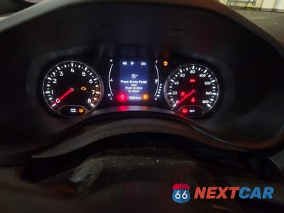 Zdjęcie 9 z 14 samochodu: 2023 JEEP RENEGADE LATITUDE VIN:ZACNJDB18PPP31972 - miniatura