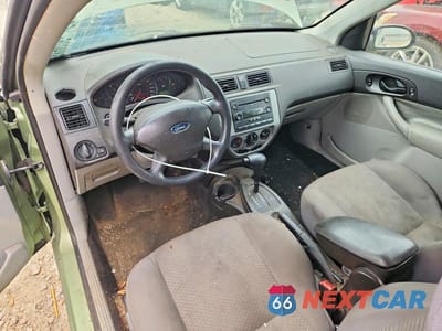 Zdjęcie 8 z 12 samochodu: 2007 FORD FOCUS ZX3 VIN:1FAFP31NX7W338763 - miniatura