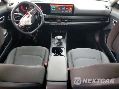 Zdjęcie 8 z 12 samochodu: 2025 KIA K4 LXS VIN:3KPFT4DE0SE067707 - miniatura