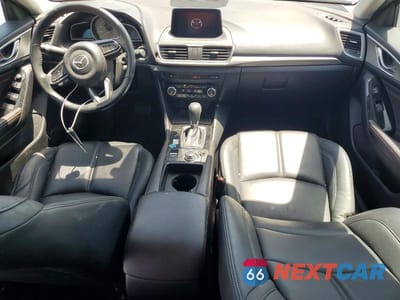 Zdjęcie 8 z 12 samochodu: 2018 MAZDA 3 TOURING VIN:3MZBN1L30JM176578 - miniatura