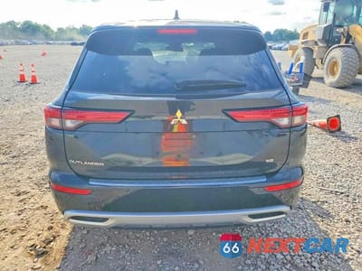 Zdjęcie 6 z 13 samochodu: 2022 MITSUBISHI OUTLANDER SE VIN:JA4J3UA86NZ014084 - miniatura