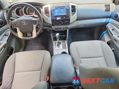 Zdjęcie 8 z 12 samochodu: 2014 TOYOTA TACOMA ACCESS CAB VIN:5TFTX4CN7EX045216 - miniatura