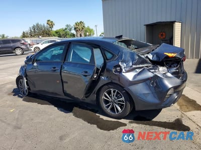 Drugie zdjęcie samochodu z przodu: 2023 KIA FORTE LXS VIN:3KPF24AD5PE566444 - miniatura