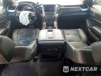 Zdjęcie 8 z 13 samochodu: 2019 CHEVROLET SUBURBAN K1500 LT VIN:1GNSKHKC0KR220768 - miniatura