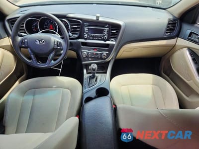 Zdjęcie 8 z 12 samochodu: 2011 KIA OPTIMA LX VIN:KNAGM4A71B5129227 - miniatura