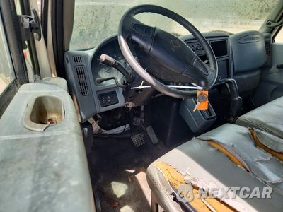 Zdjęcie 8 z 13 samochodu: 2002 INTERNATIONAL 4300 BOX TRUCK VIN:1HTMMAAM02H506612 - miniatura