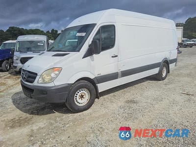 2012 MERCEDES BENZ SPRINTER 2500 DELIVERY VAN WD3PE8CB0C5674629 - główne zdjęcie licytacji z USA - miniatura