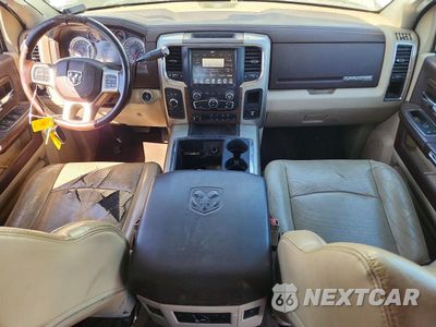 Zdjęcie 8 z 12 samochodu: 2015 RAM 3500 LARAMIE VIN:3C63R3MLXFG616826 - miniatura
