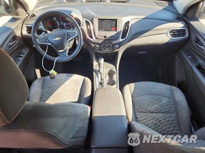 Zdjęcie 8 z 13 samochodu: 2020 CHEVROLET EQUINOX LT VIN:2GNAXKEV7L6115486 - miniatura
