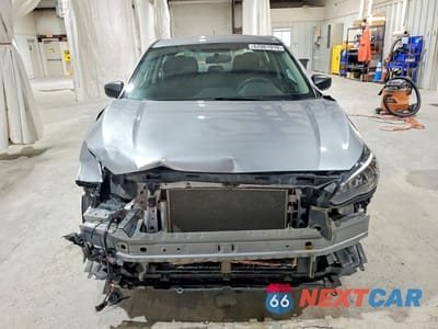 Piąte zdjęcie samochodu w środku: 2017 SUBARU IMPREZA VIN:4S3GKAA63H3620403 - miniatura
