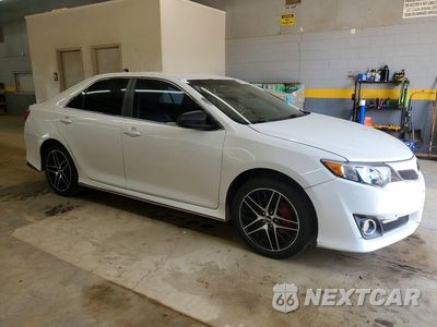 Czwarte zdjęcie samochodu z boku: 2014 TOYOTA CAMRY SE VIN:4T1BF1FK3EU464482 - miniatura