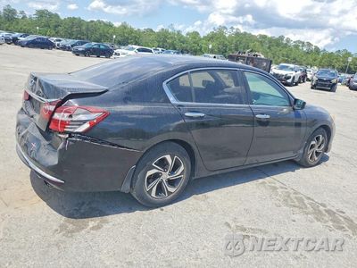 Trzecie zdjęcie samochodu z tyłu: 2017 HONDA ACCORD LX VIN:1HGCR2F30HA193726 - miniatura