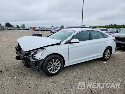 2019 HYUNDAI SONATA SE 5NPE24AFXKH745595 - główne zdjęcie licytacji z USA - miniatura