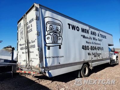 Trzecie zdjęcie samochodu z tyłu: 2022 FORD F650 SUPER DUTY BOX TRUCK VIN:1FDNX6AN9NDF07456 - miniatura